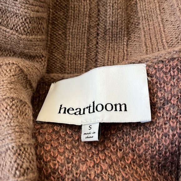 Heart loom Cheetah Print Wrap Sweater - Picture 4 of 4